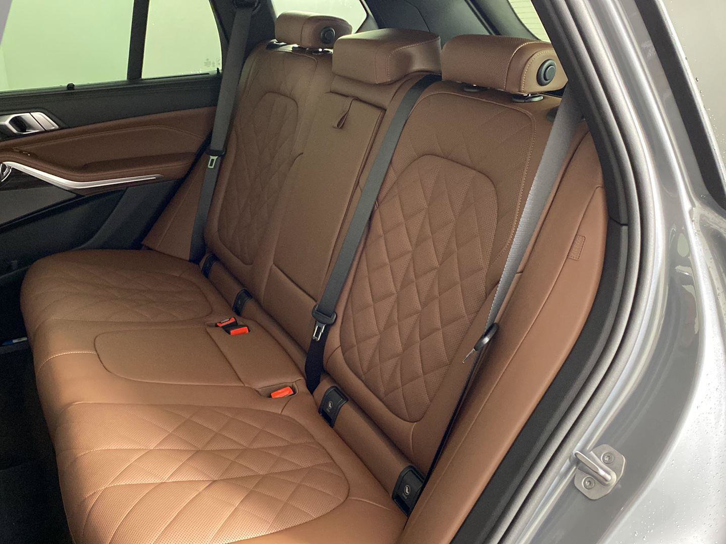 New 2026 BMW X5 xDrive40i AWD/4WD image 21
