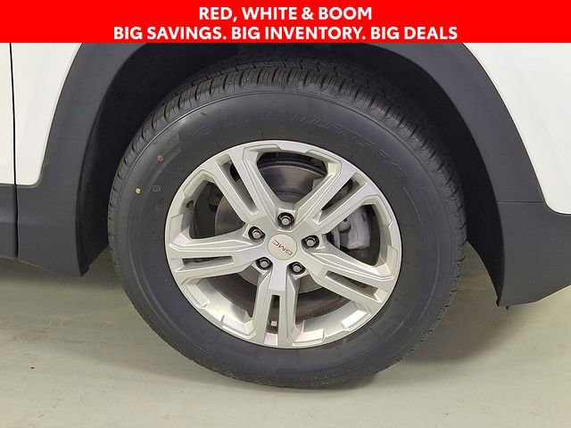 Used 2020 GMC Terrain SLE w/ Driver Convenience Package AWD/4WD image 9