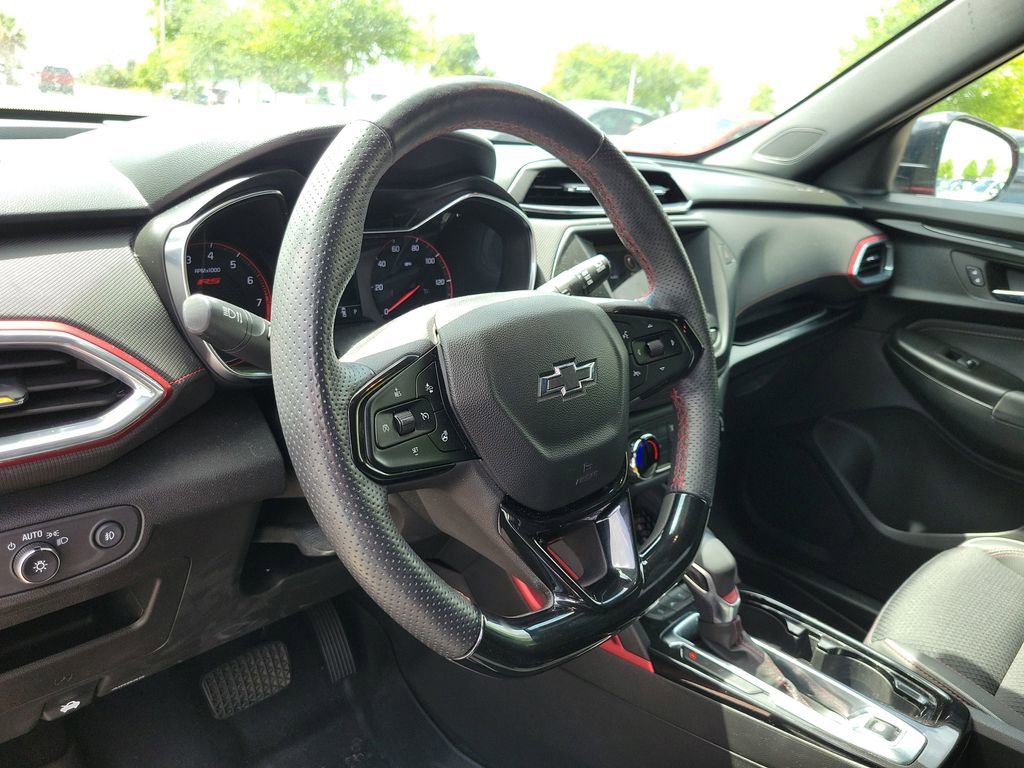 Used 2022 Chevrolet TrailBlazer RS image 17