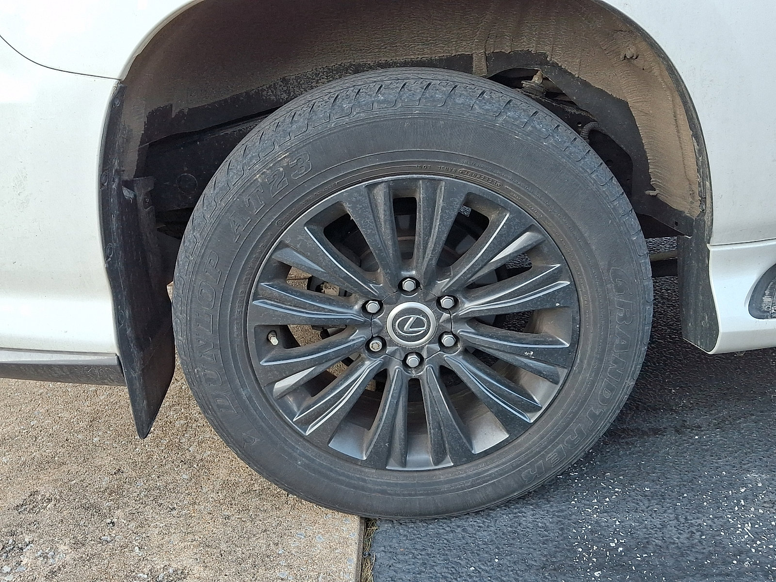 Used 2023 Lexus GX 460 Luxury image 7