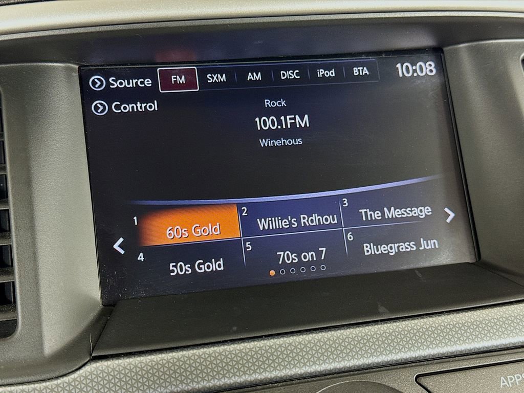 Used 2017 Nissan Pathfinder SL image 14