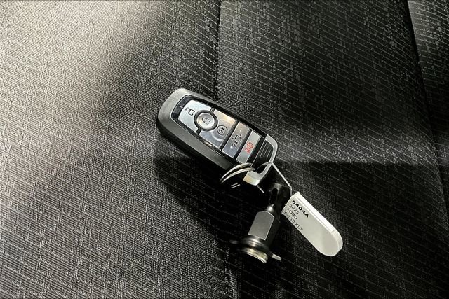 Used 2025 Ford F150 XLT w/ Equipment Group 302A MID image 33