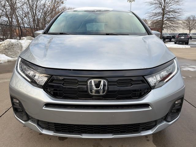 New 2026 Honda Odyssey Touring image 8