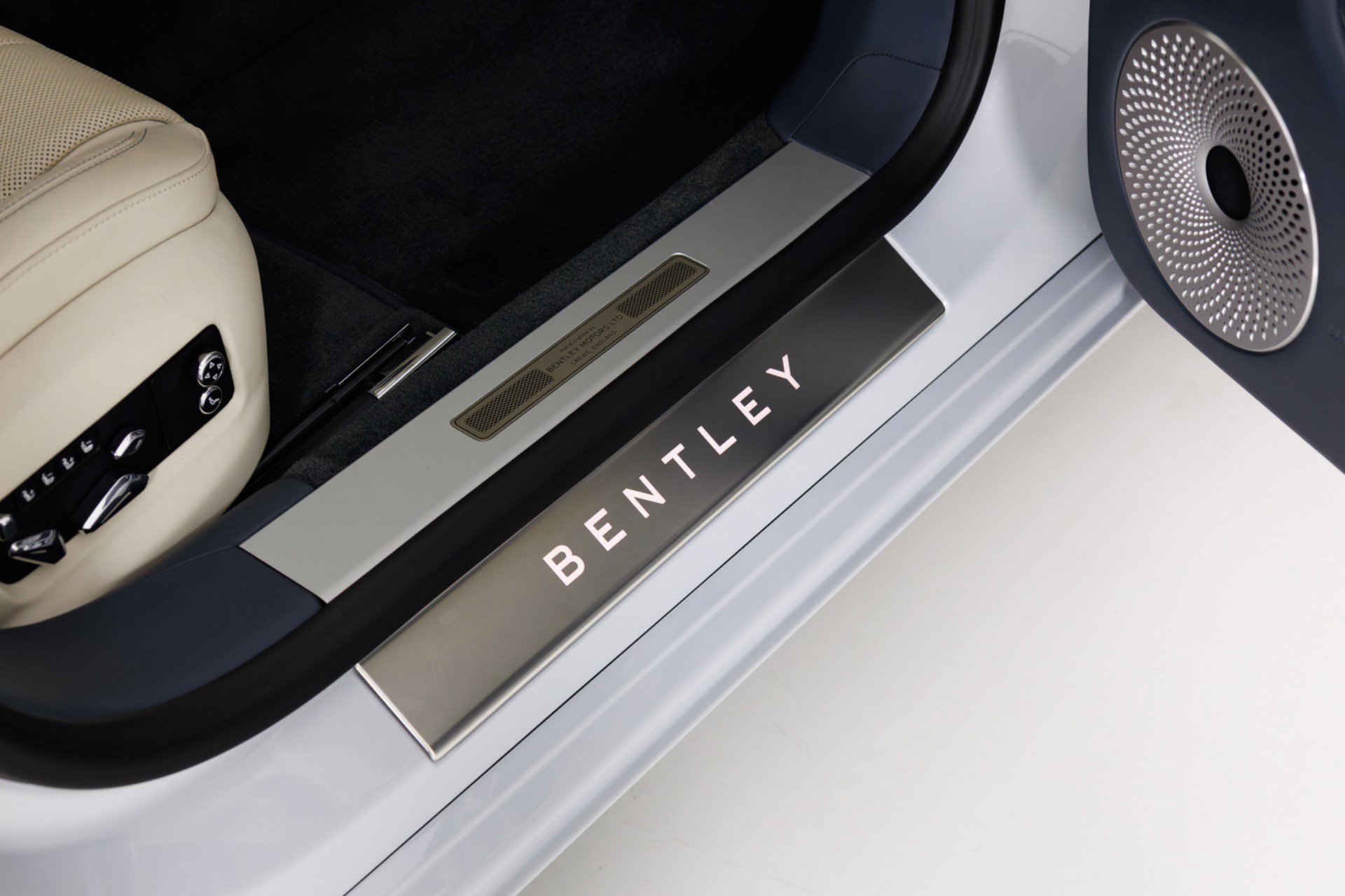 Used 2020 Bentley Flying Spur W12 AWD/4WD image 42