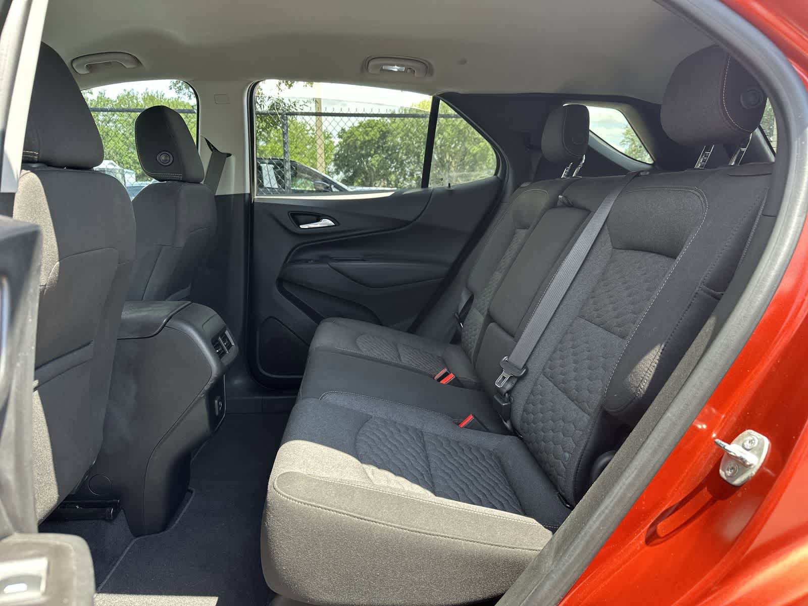 Used 2020 Chevrolet Equinox LT FWD image 4