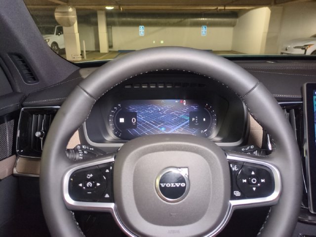 New 2026 Volvo XC90 B6 Ultra w/ Protection Package AWD/4WD image 17