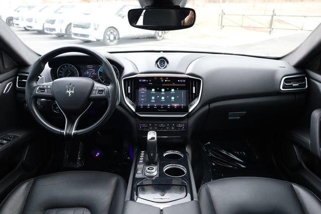 Used 2022 Maserati Ghibli Modena Q4 image 12