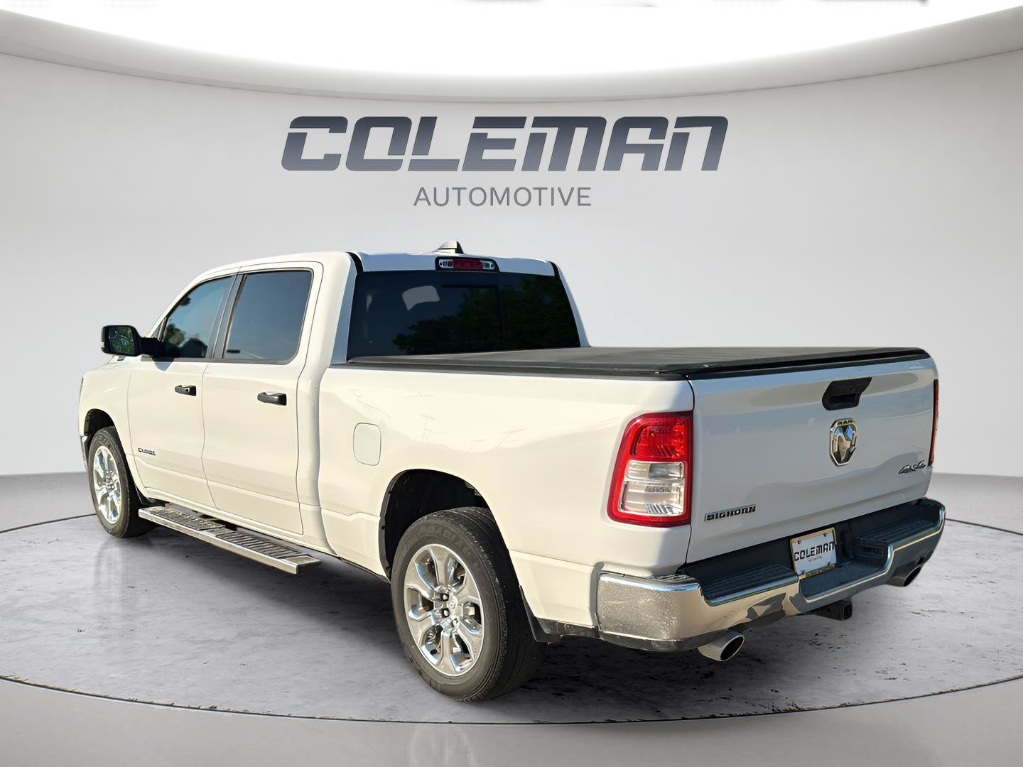 Used 2023 RAM 1500 Big Horn AWD/4WD image 3