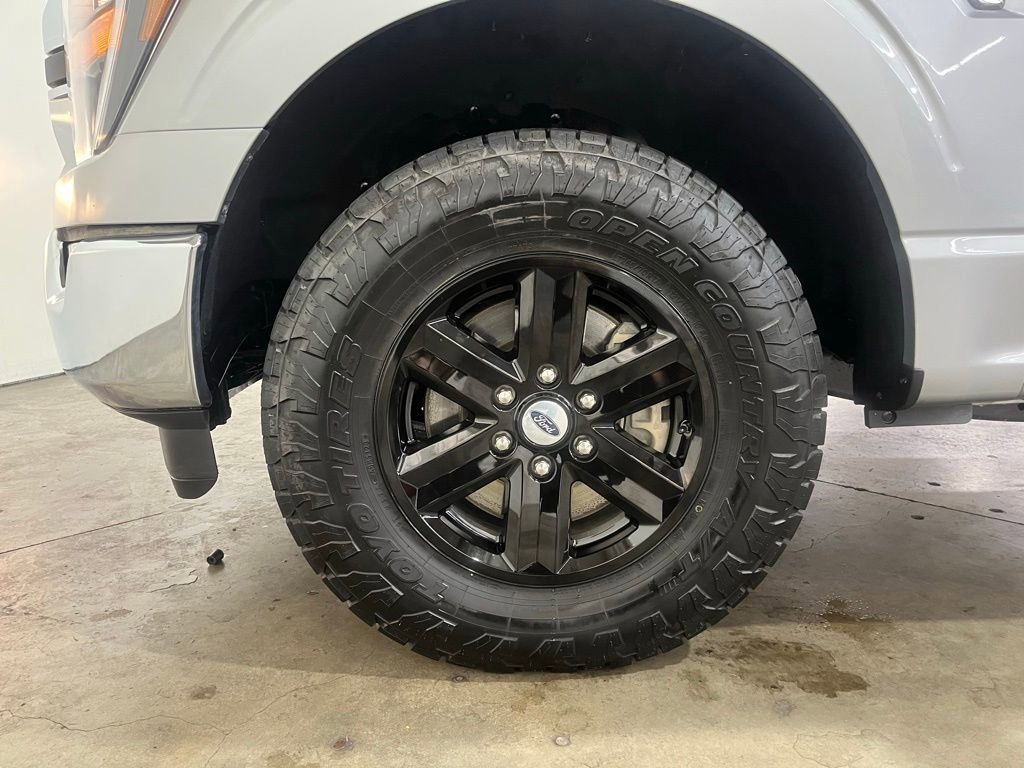 Used 2023 Ford F150 XLT w/ Trailer Tow Package image 14