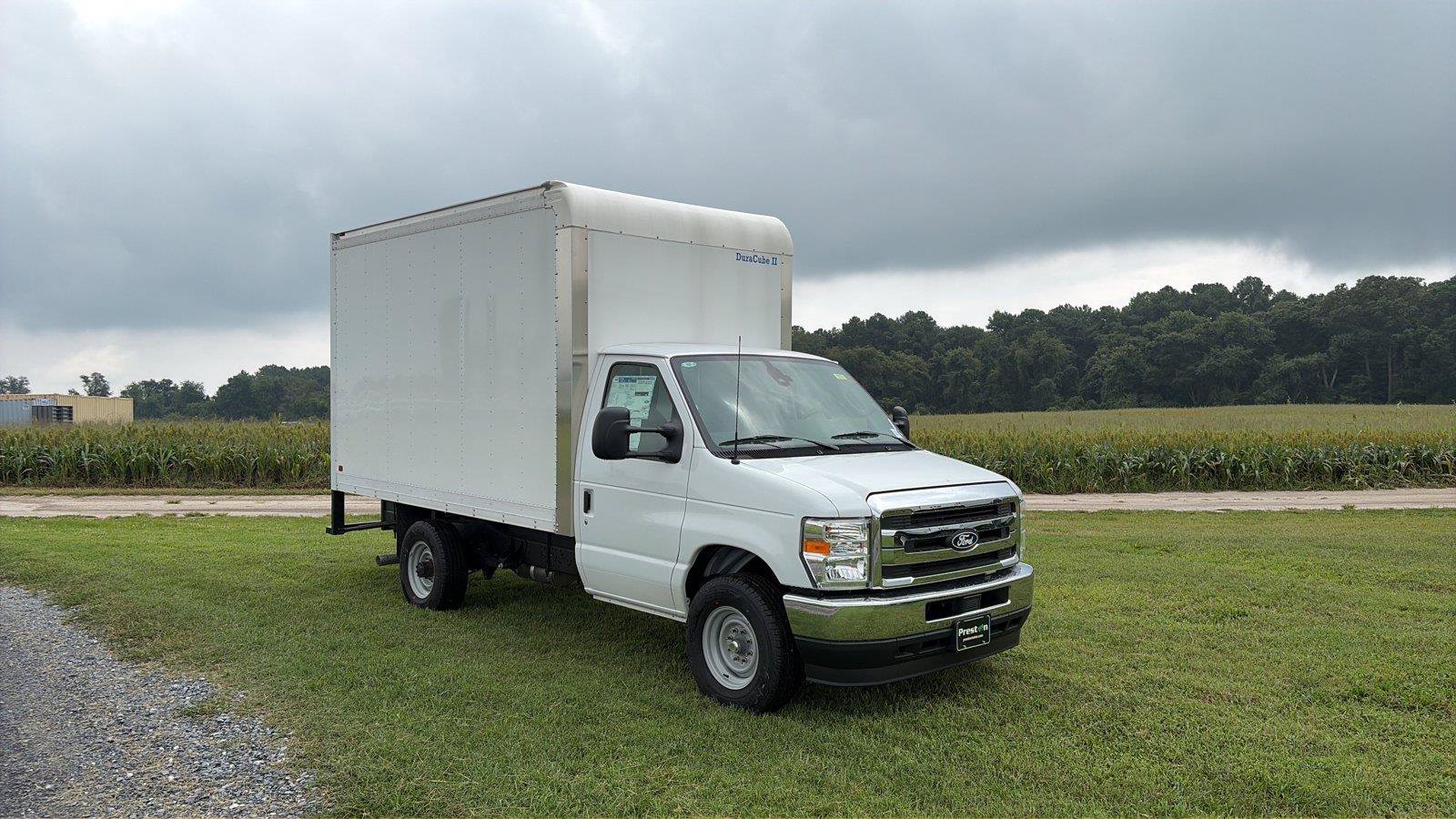 New 2027 Ford E-350 and Econoline 350 Super Duty w/ Power Equipment Group RWD image 7