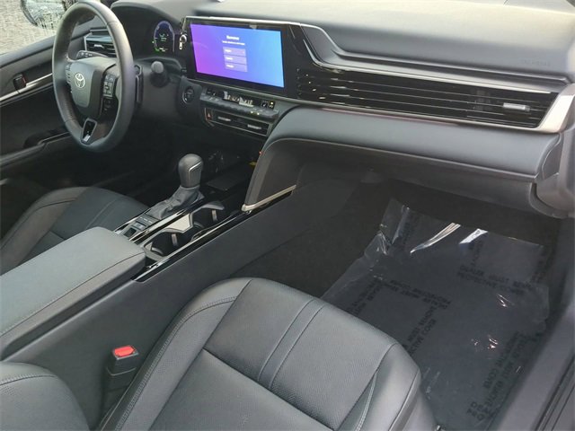 Used 2025 Toyota Camry XSE image 11