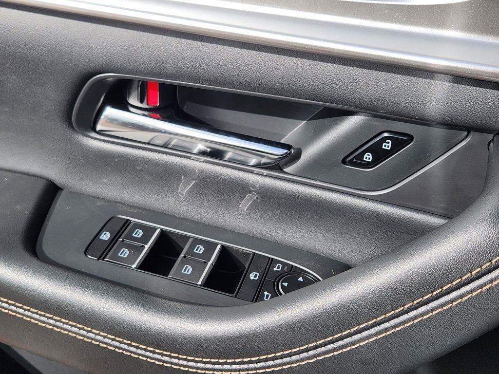 New 2026 MAZDA CX-90 Plug-In Hybrid w/Premium Sport image 4