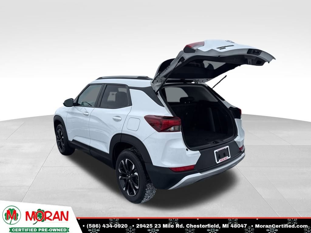 Used 2022 Chevrolet TrailBlazer LT w/ LPO, Blackout Package image 25