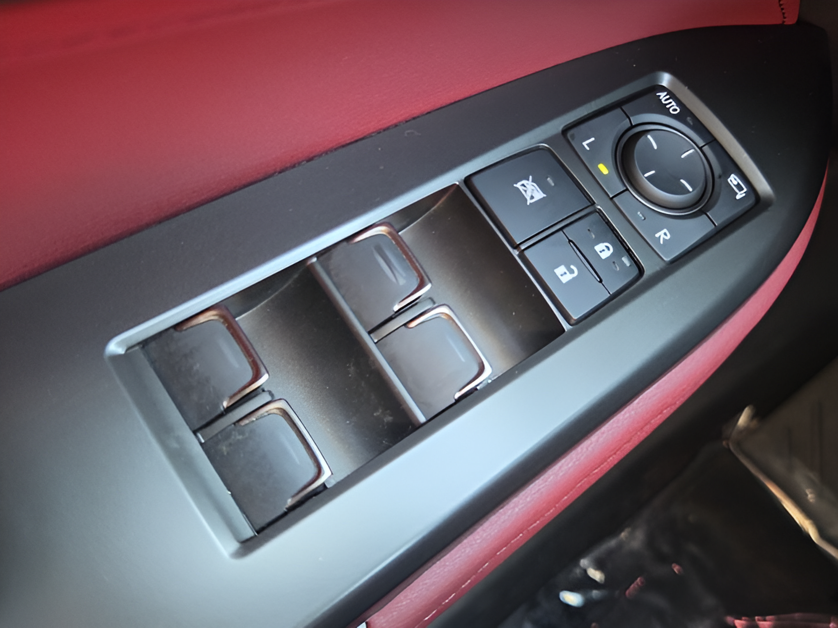 Used 2024 Lexus NX 350h AWD image 27