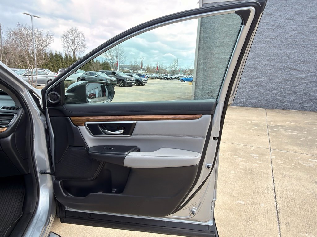 Used 2018 Honda CR-V EX-L image 16