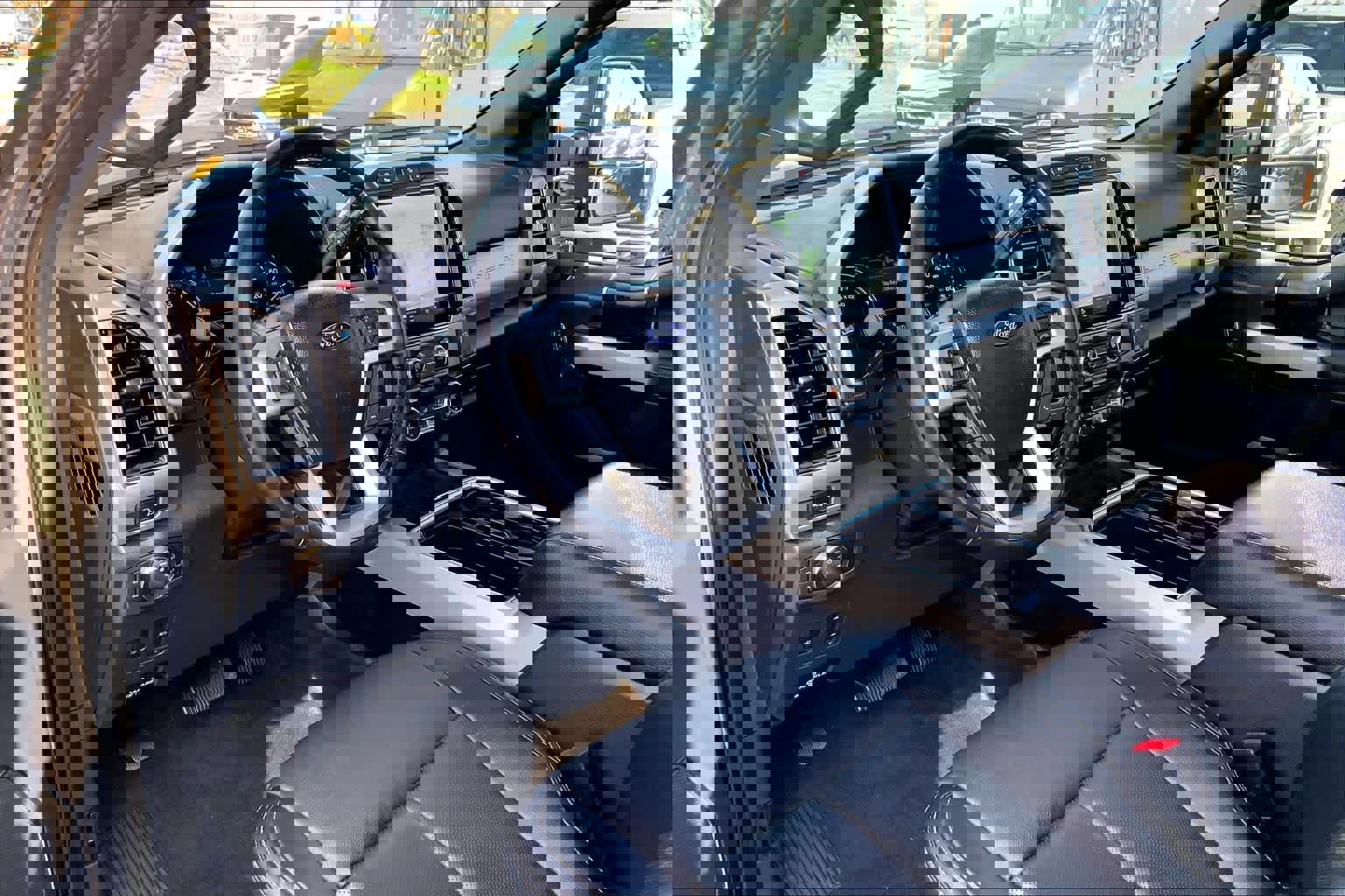 Used 2022 Ford F250 Lariat w/ Tremor Off-Road Package image 14