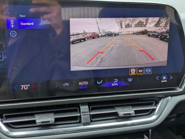 New 2026 Chevrolet Equinox EV LT image 20