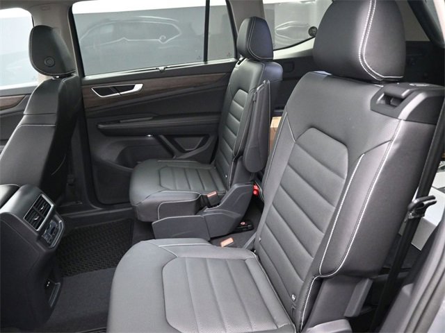 New 2025 Volkswagen Atlas SEL image 12