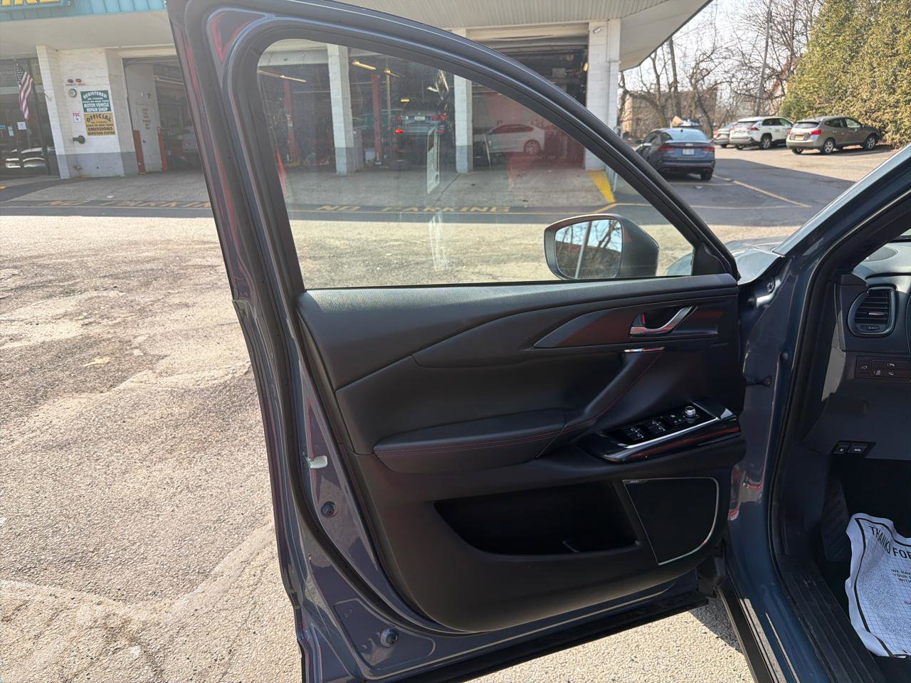 Used 2023 MAZDA CX-9 Carbon Edition AWD/4WD image 17