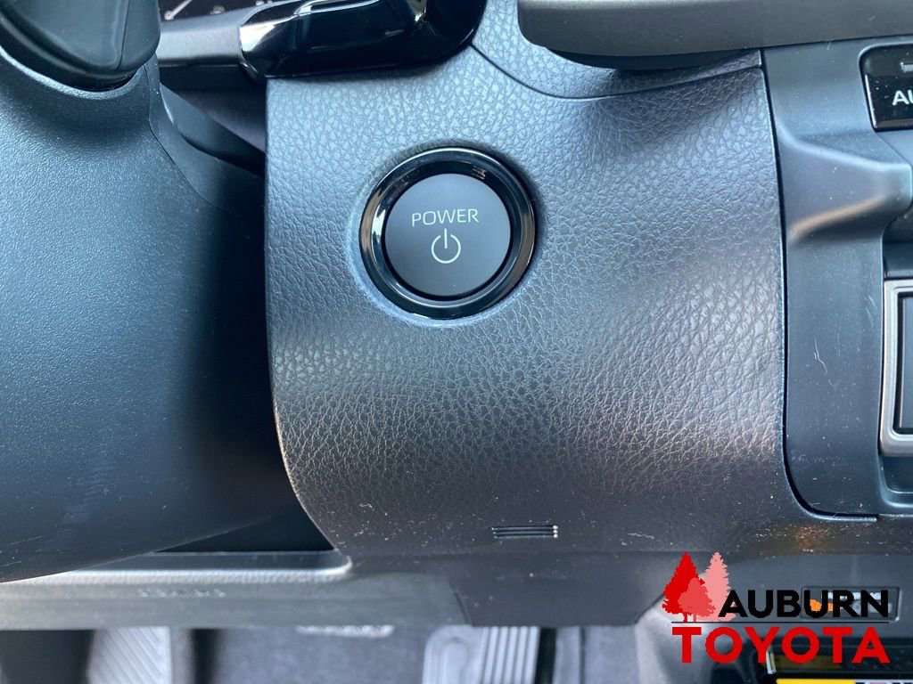 New 2026 Toyota Camry XLE AWD/4WD image 31