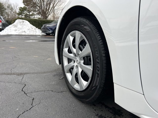 Used 2024 Toyota Corolla LE image 9