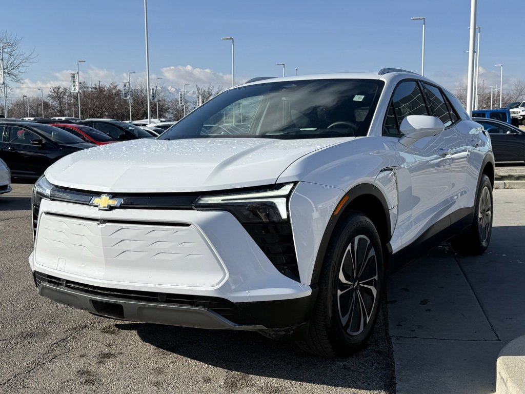 Used 2024 Chevrolet Blazer EV LT image 3