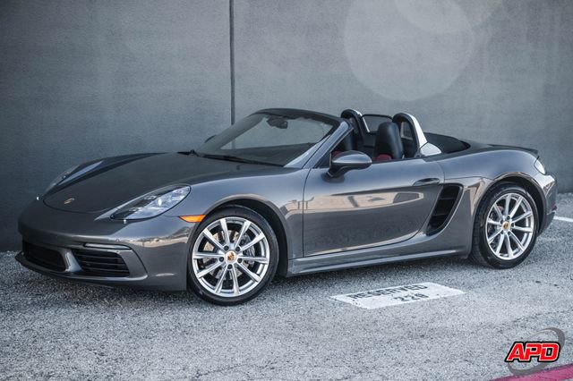 Used 2021 Porsche 718 Boxster RWD image 37