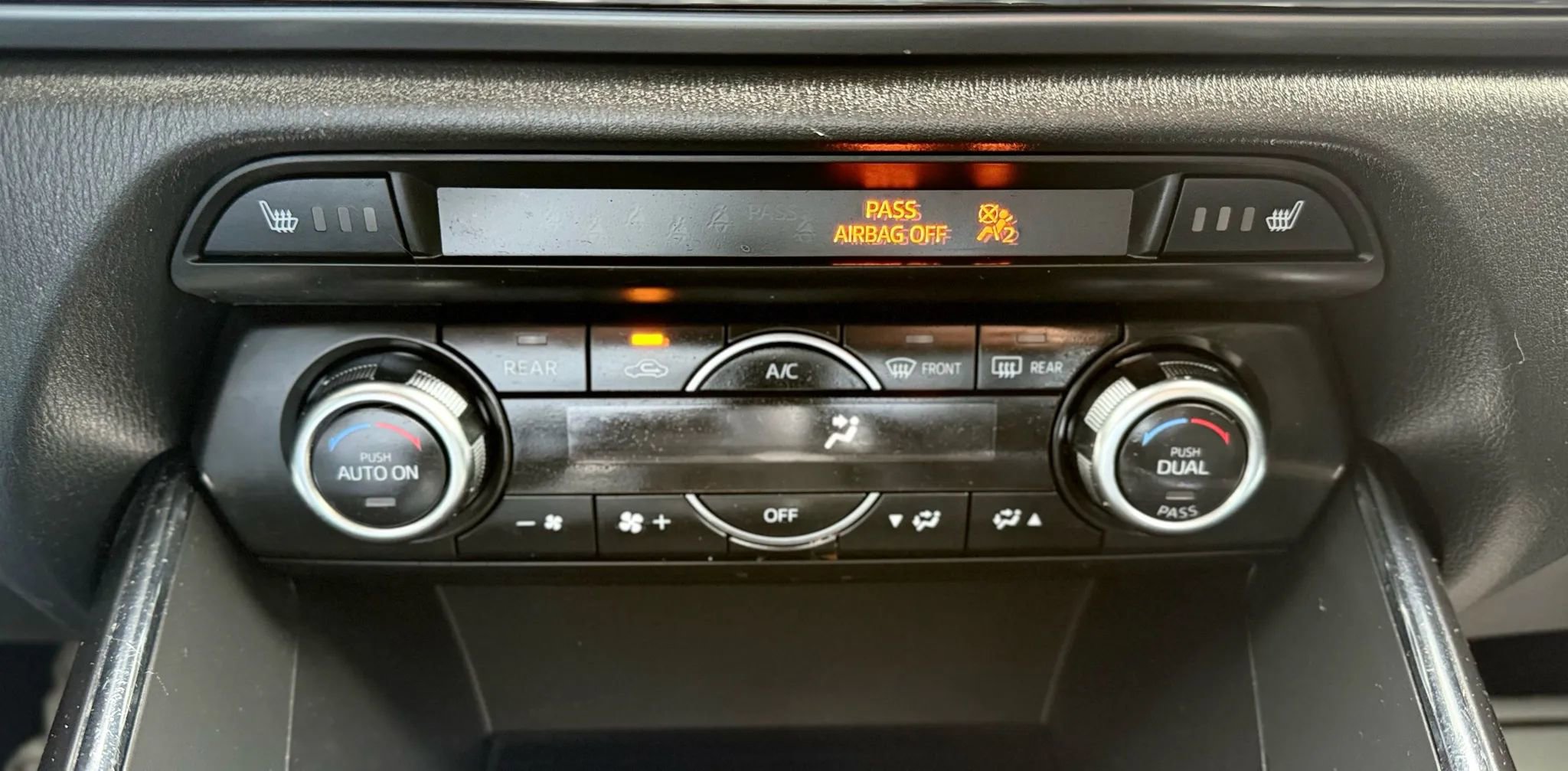 Used 2018 MAZDA CX-9 Touring image 22