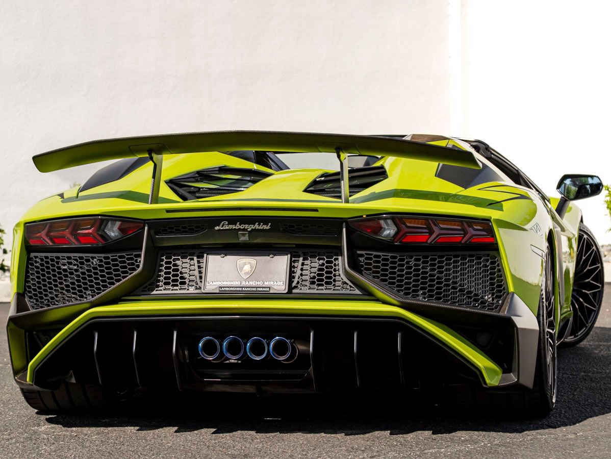 Used 2016 Lamborghini Aventador LP 750-4 Superveloce AWD/4WD image 7