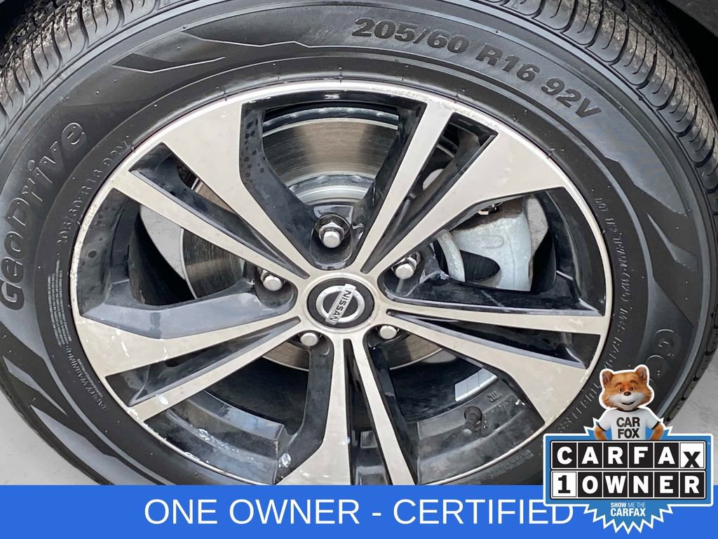 Certified 2023 Nissan Sentra SV image 28