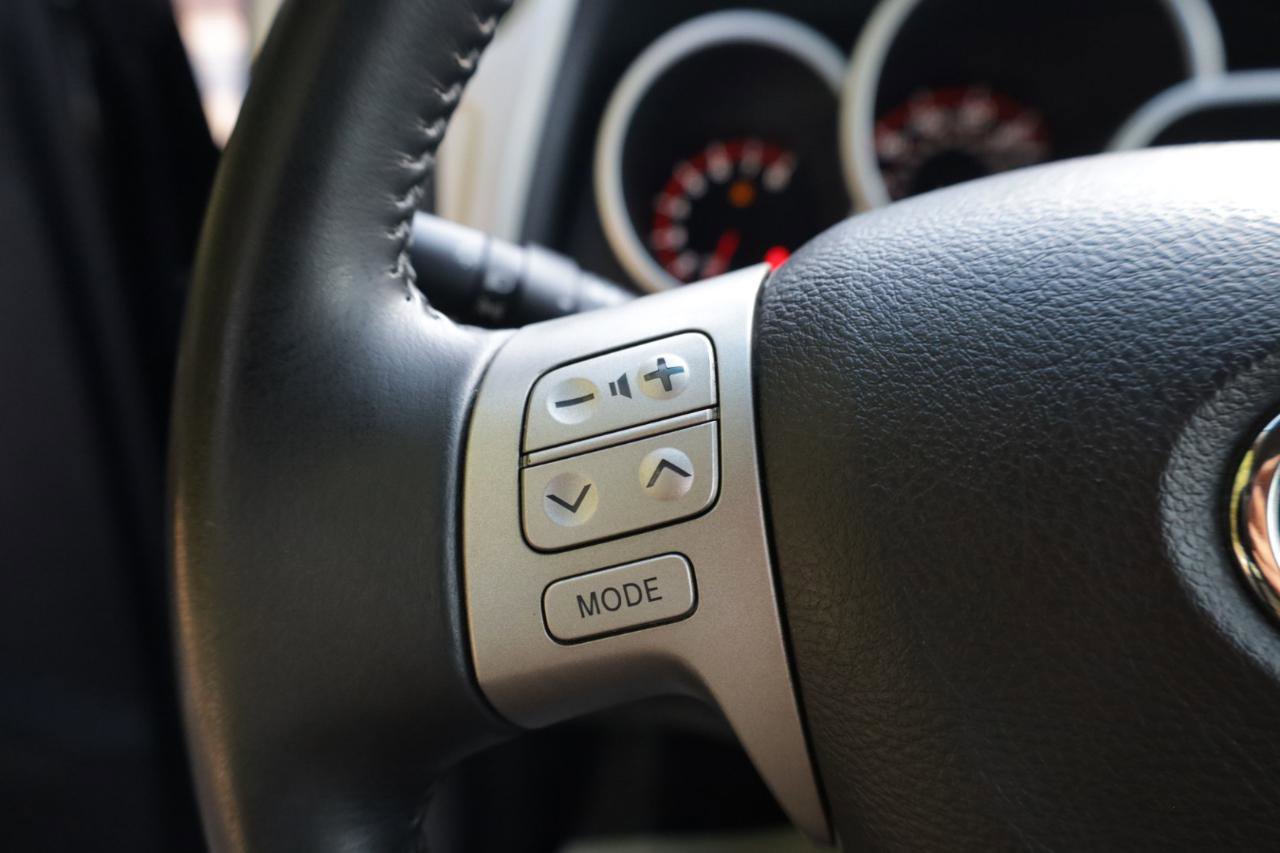 Used 2009 Toyota Matrix S FWD image 19
