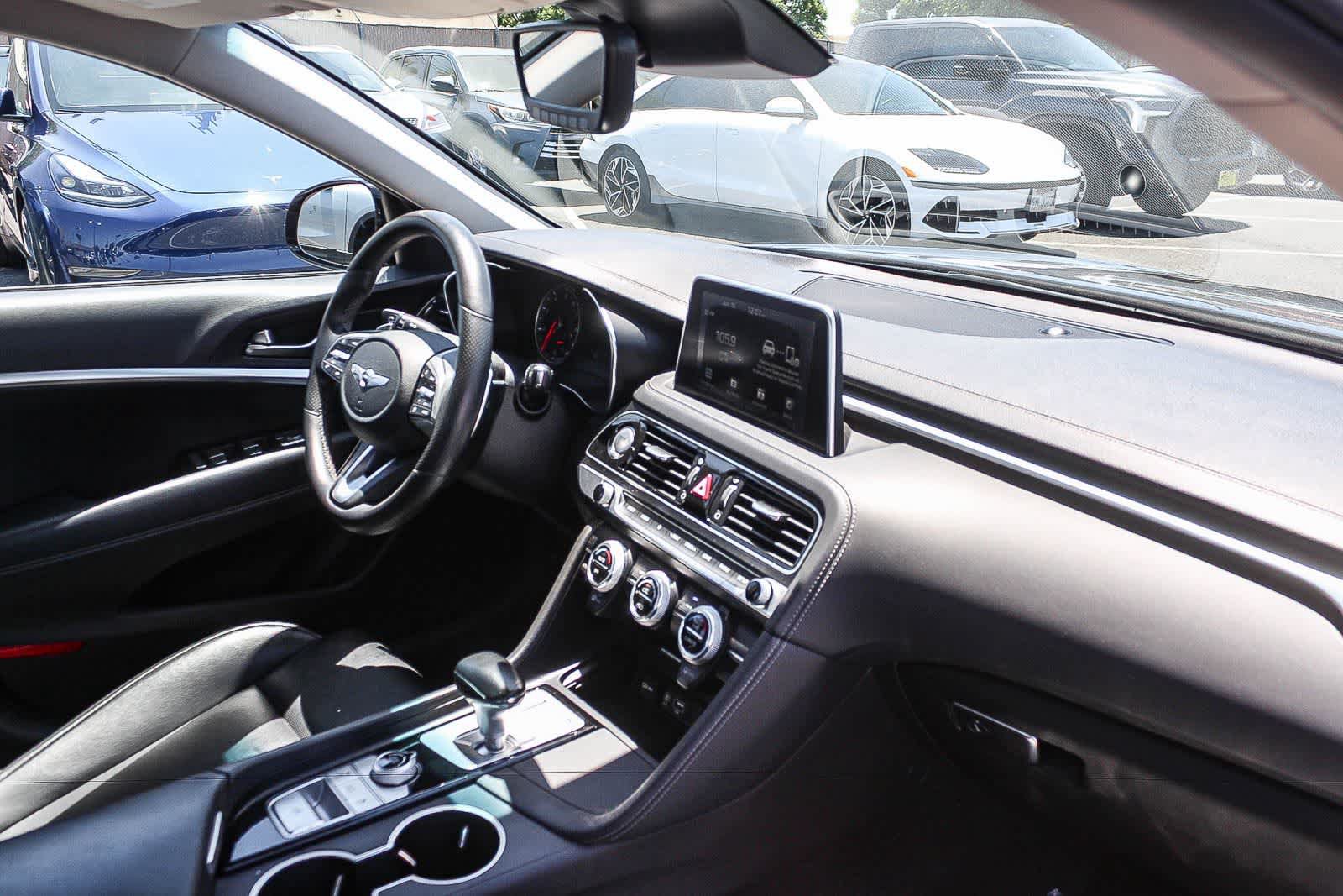 Used 2021 Genesis G70 2.0T RWD image 21