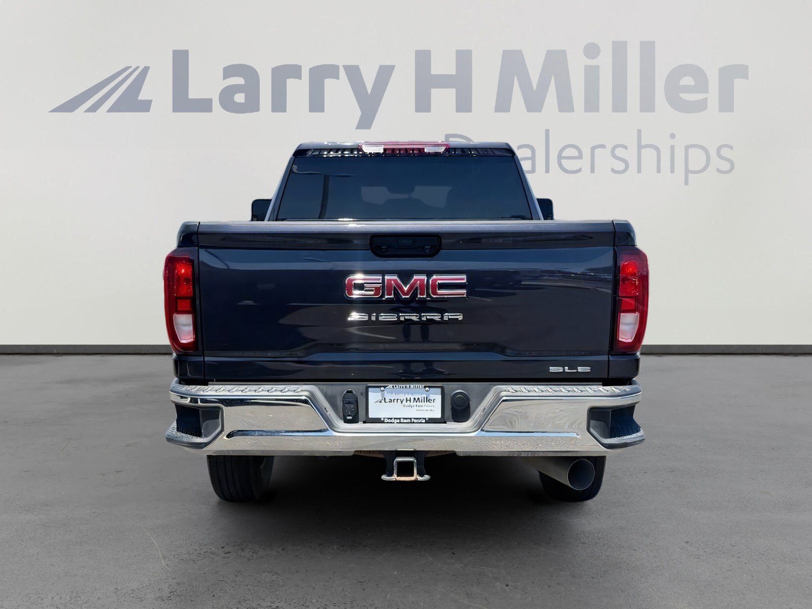 Used 2026 GMC Sierra 2500 SLE AWD/4WD image 4