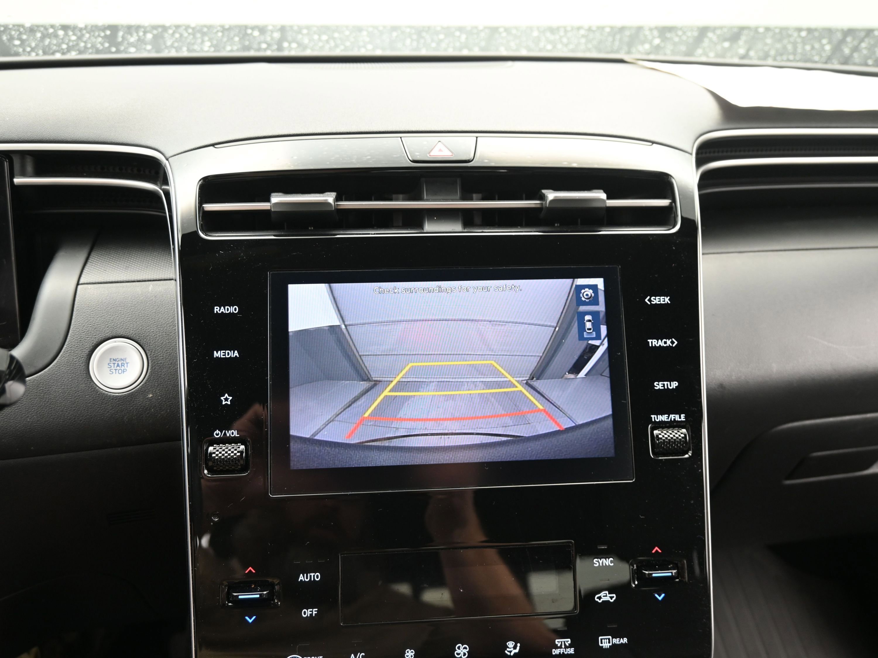 Used 2022 Hyundai Santa Cruz SEL Premium image 18