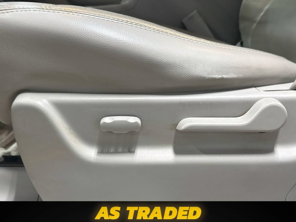 Used 2007 Chevrolet Suburban LT w/ LT Preferred Equipment Group AWD/4WD image 17