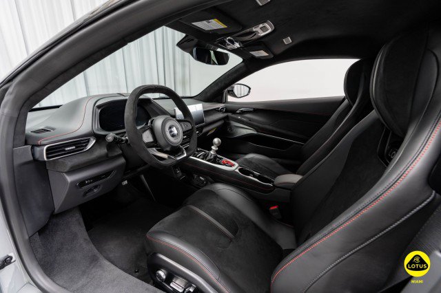 New 2025 Lotus Emira image 27