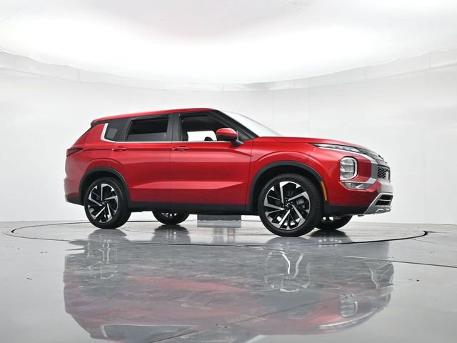 Used 2024 Mitsubishi Outlander SE image 37
