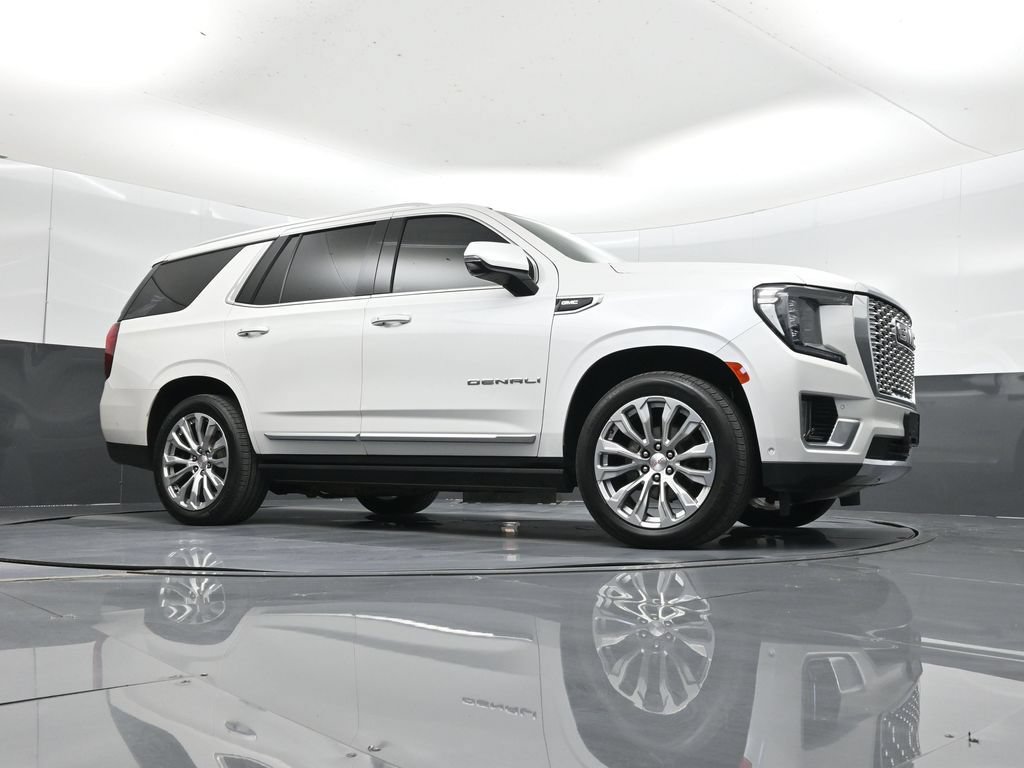 Used 2024 GMC Yukon Denali w/ Denali Reserve Package AWD/4WD image 57