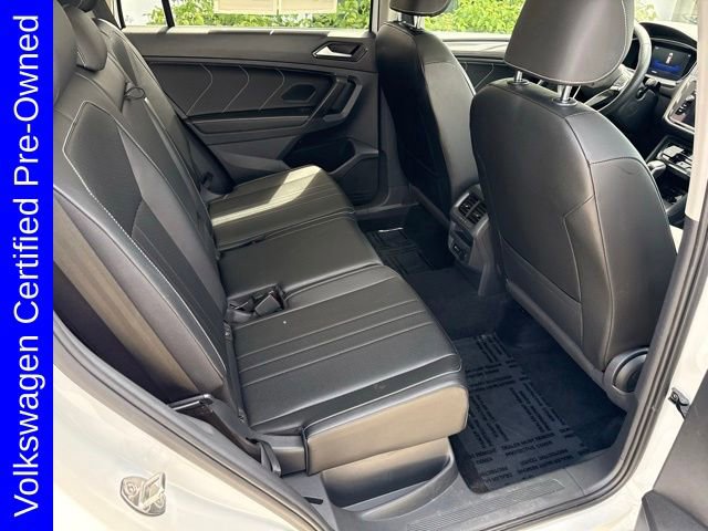 Used 2022 Volkswagen Tiguan SE AWD/4WD image 18