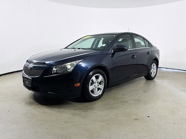 Used 2014 Chevrolet Cruze LT FWD image 3