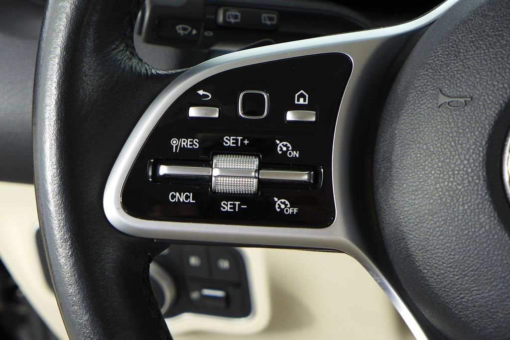 Used 2020 Mercedes-Benz GLB 250 image 29