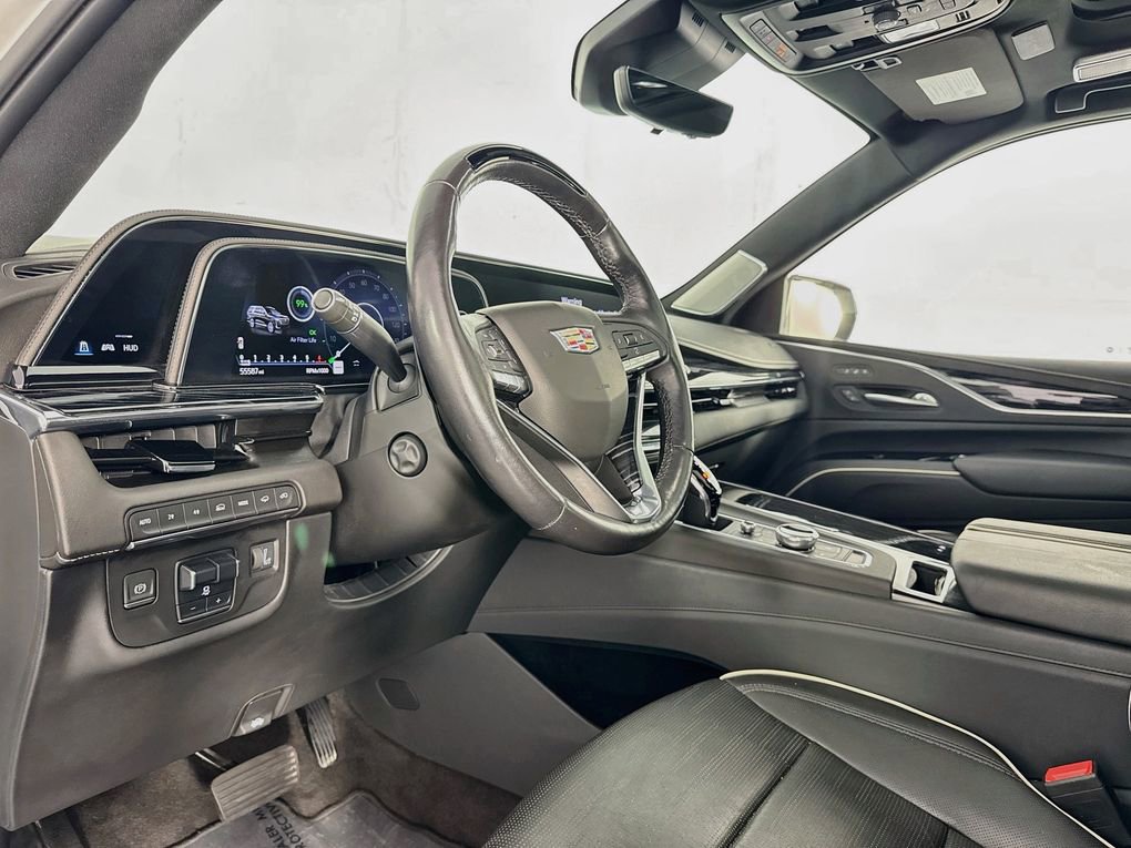 Used 2022 Cadillac Escalade Sport w/ Touring Package AWD/4WD image 14