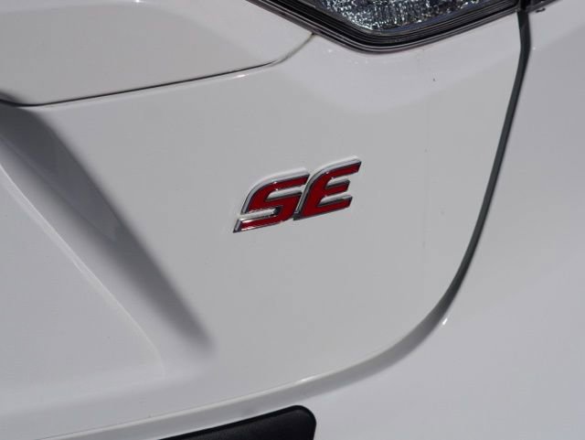 Used 2022 Toyota Corolla SE w/ SE Premium Package image 10