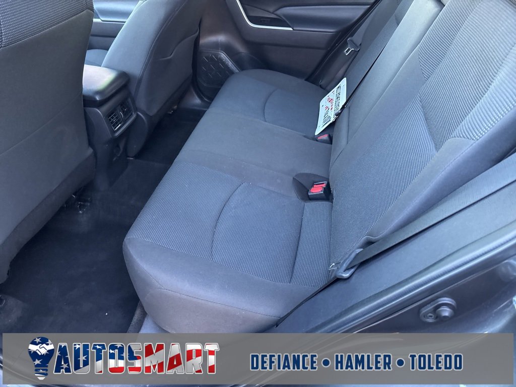 Used 2022 Toyota RAV4 LE image 35