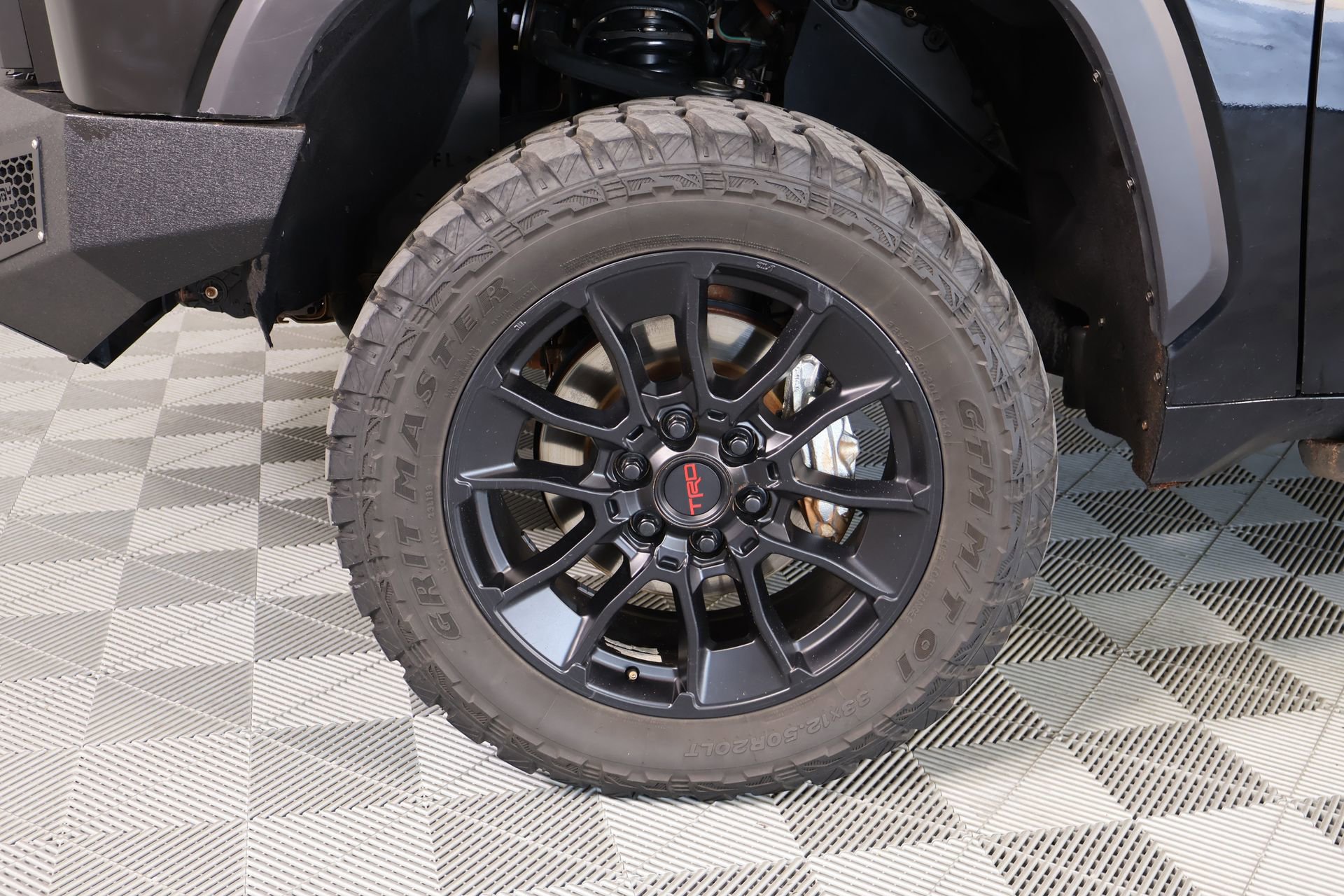 Used 2024 Toyota Tundra SR5 w/ SR5 Premium Package image 17