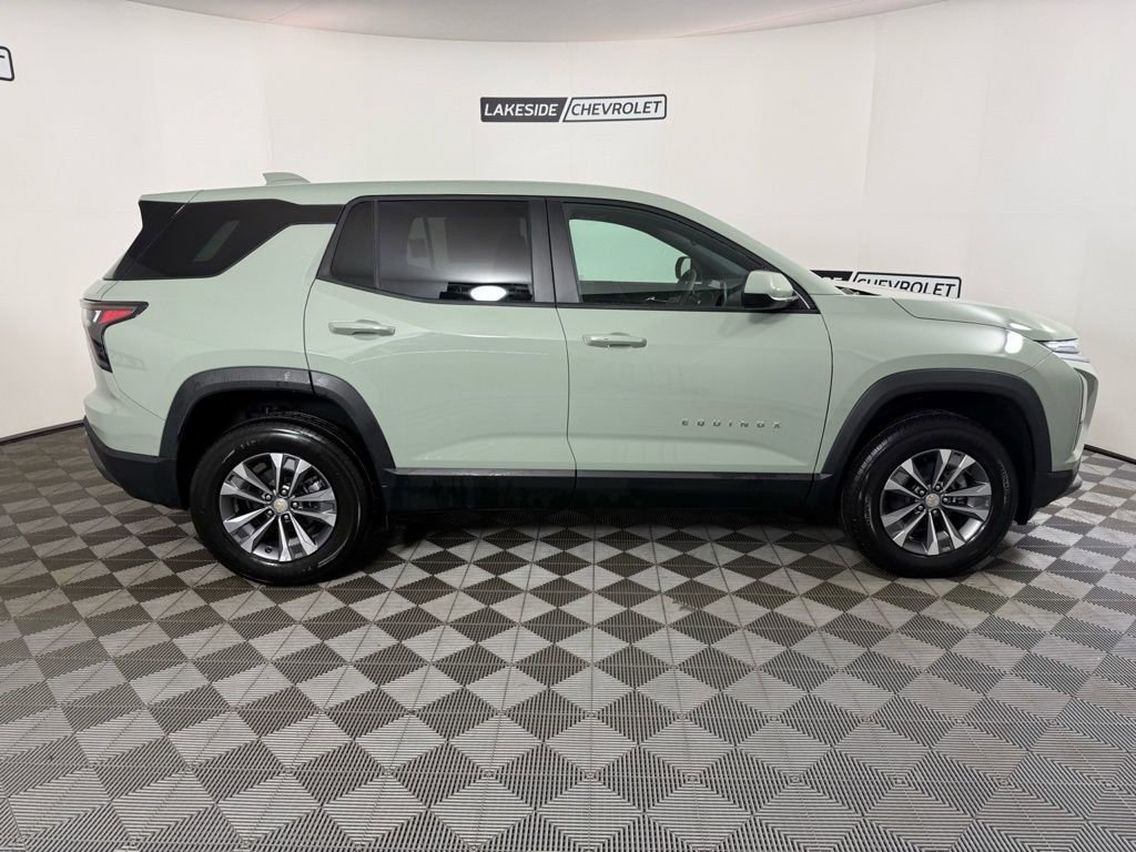 New 2026 Chevrolet Equinox LT image 6