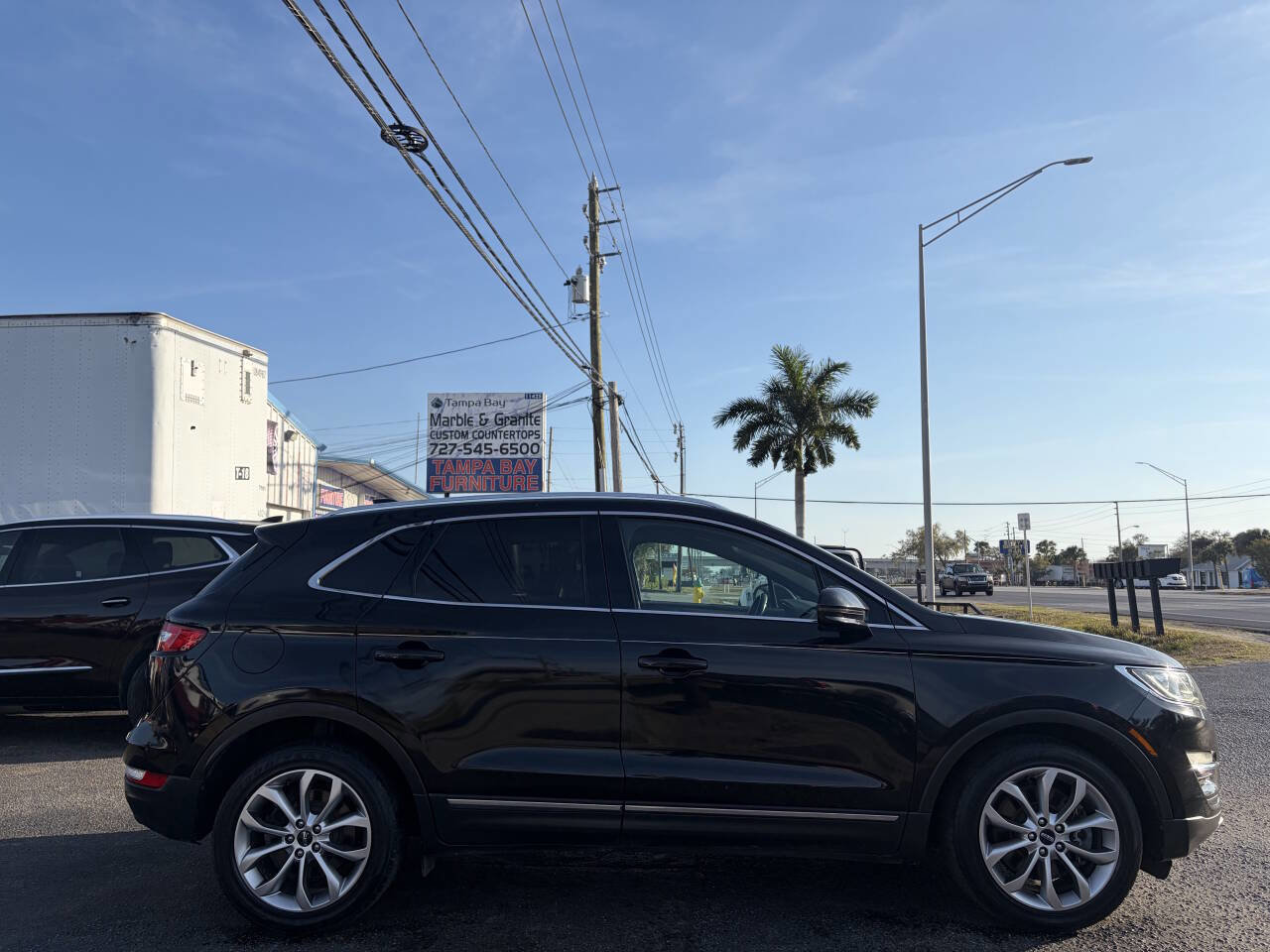 Used 2015 Lincoln MKC FWD w/ Equipment Group 101A Select image 5