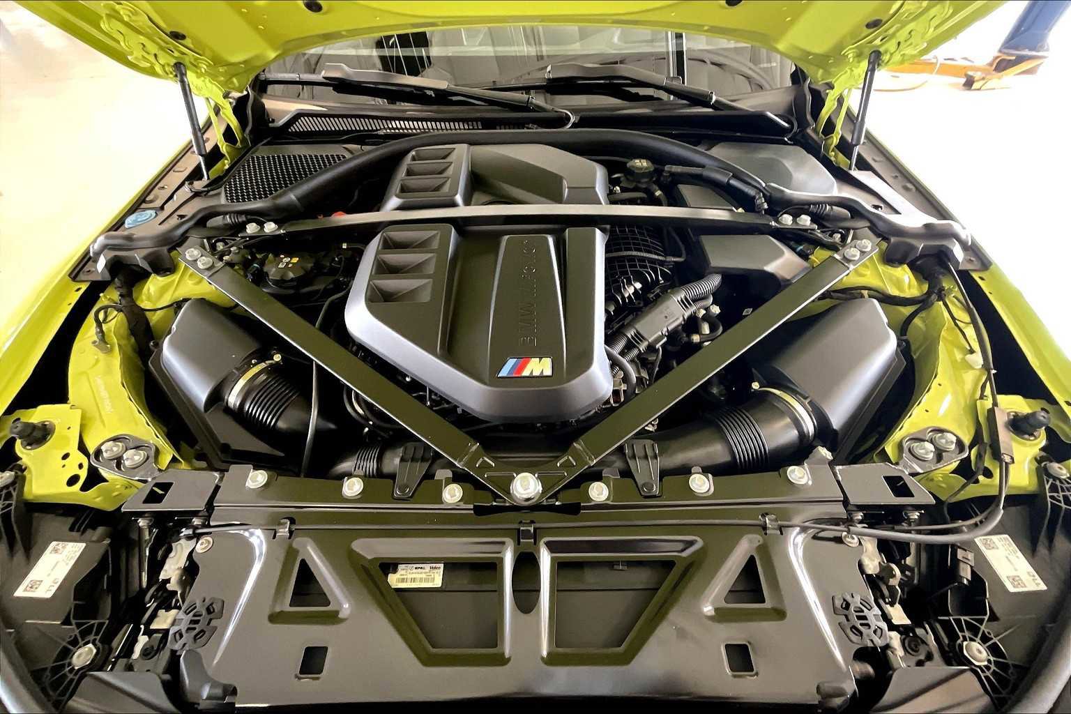 New 2025 BMW M3 Competition image 16