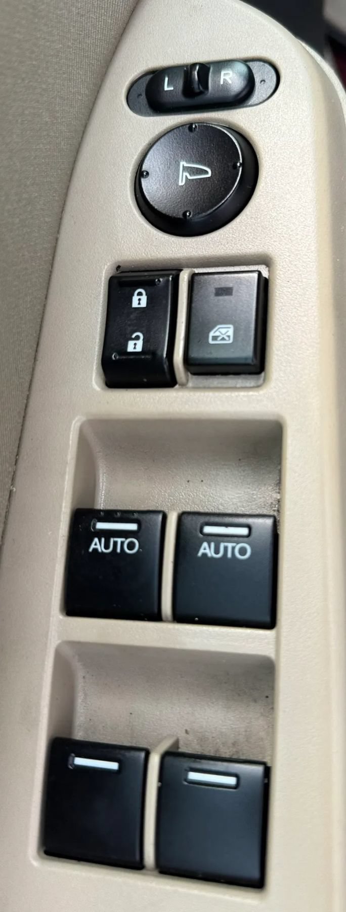 Used 2009 Honda Pilot LX image 20