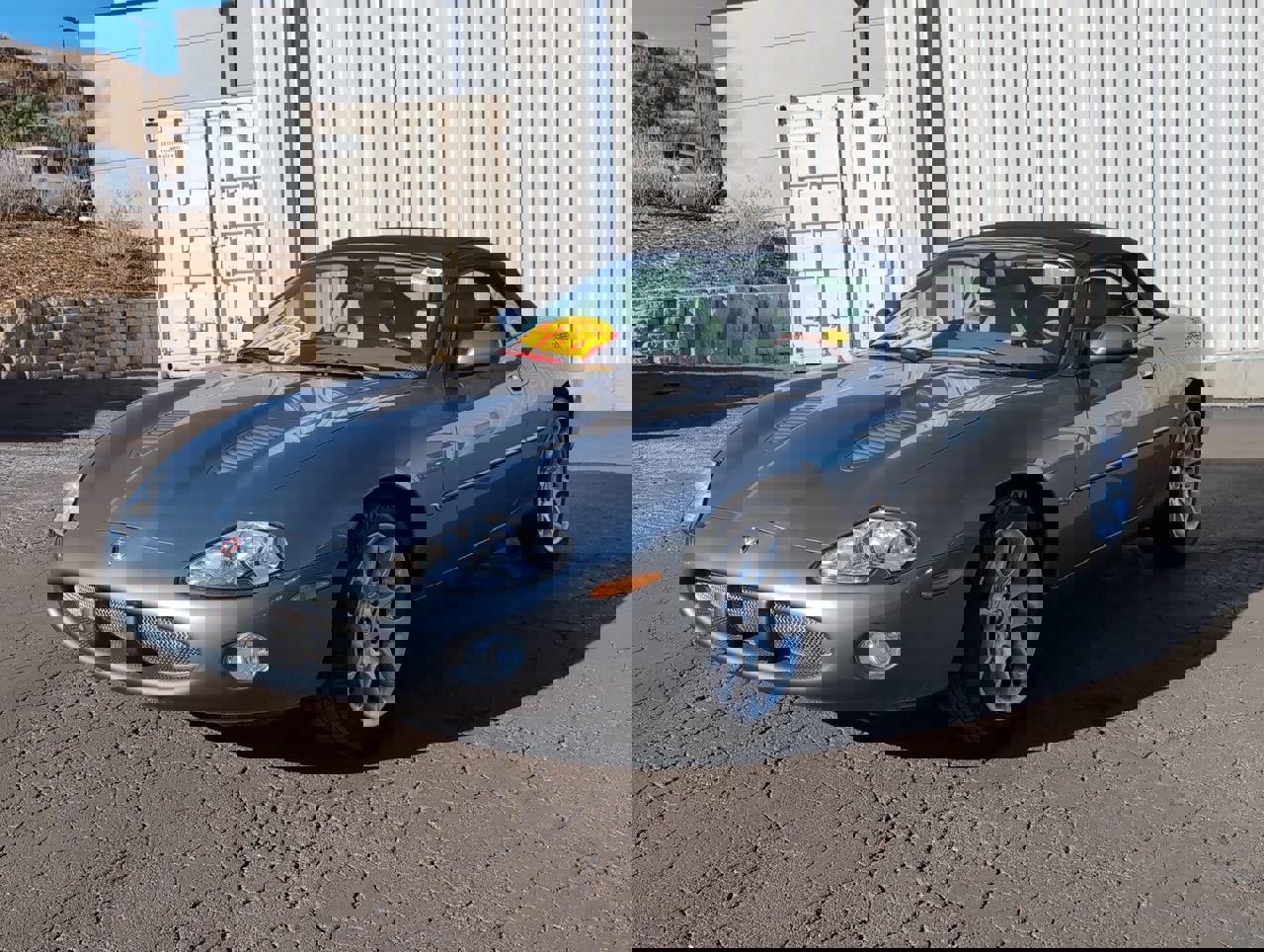 Used 2002 Jaguar XK8 Convertible image 3